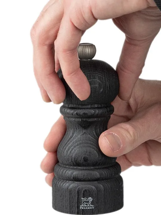 Store Bistro nature black Manual upcycled wooden salt mill in black, 10cm Salt | Salt Mills