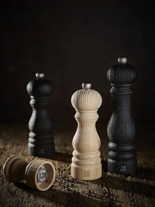 Store Bistro nature black Manual upcycled wooden salt mill in black, 10cm Salt | Salt Mills