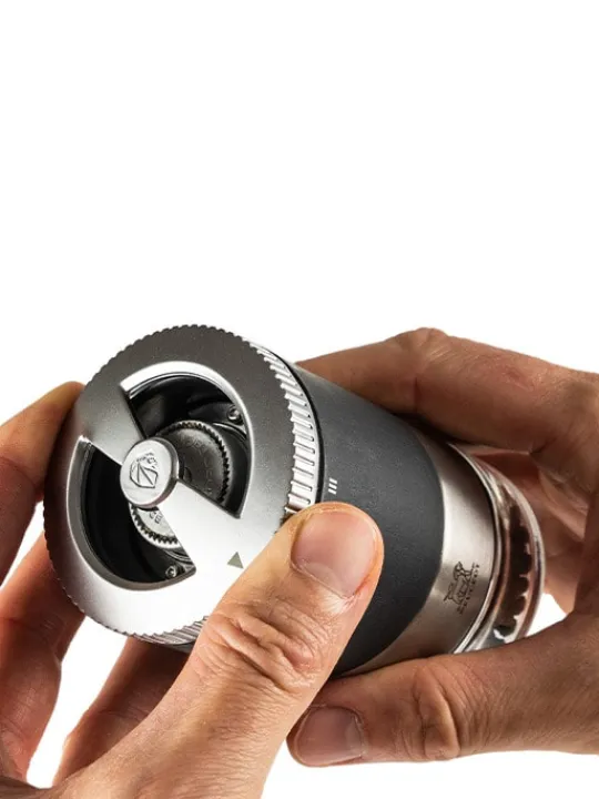 Hot Maestro Maestro gift box including u'select pepper mill in grey, 3 premium peppers, 3 interchangeable glass jars & marker pen For The Foodie | For The Host With The Most