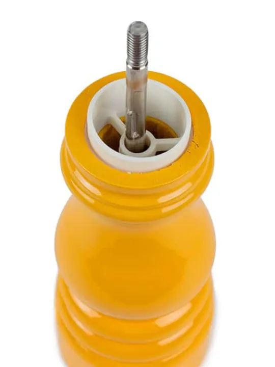 paris_manual_wooden_salt_mill_in_saffron_yellow_gloss_cm_4.webp Fashion Paris Manual wooden salt mill in saffron gloss, 18cm Salt | Salt Mills
