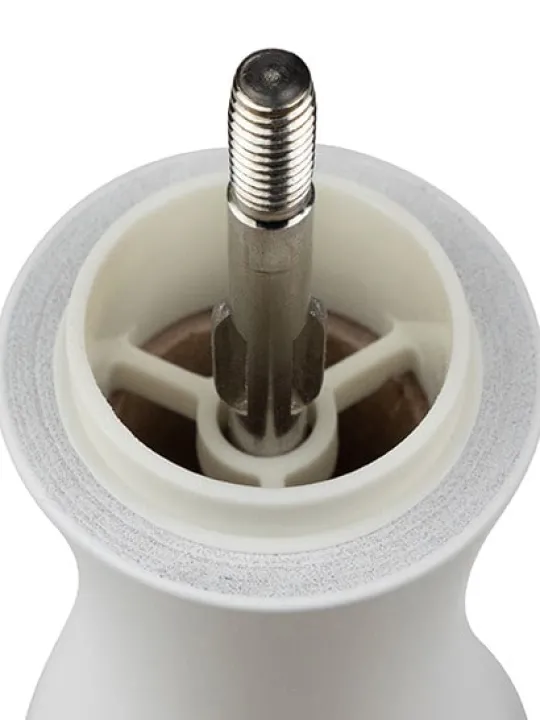 Store Tahiti Manual beech wood salt mill in matt , 15cm Salt | Salt Mills